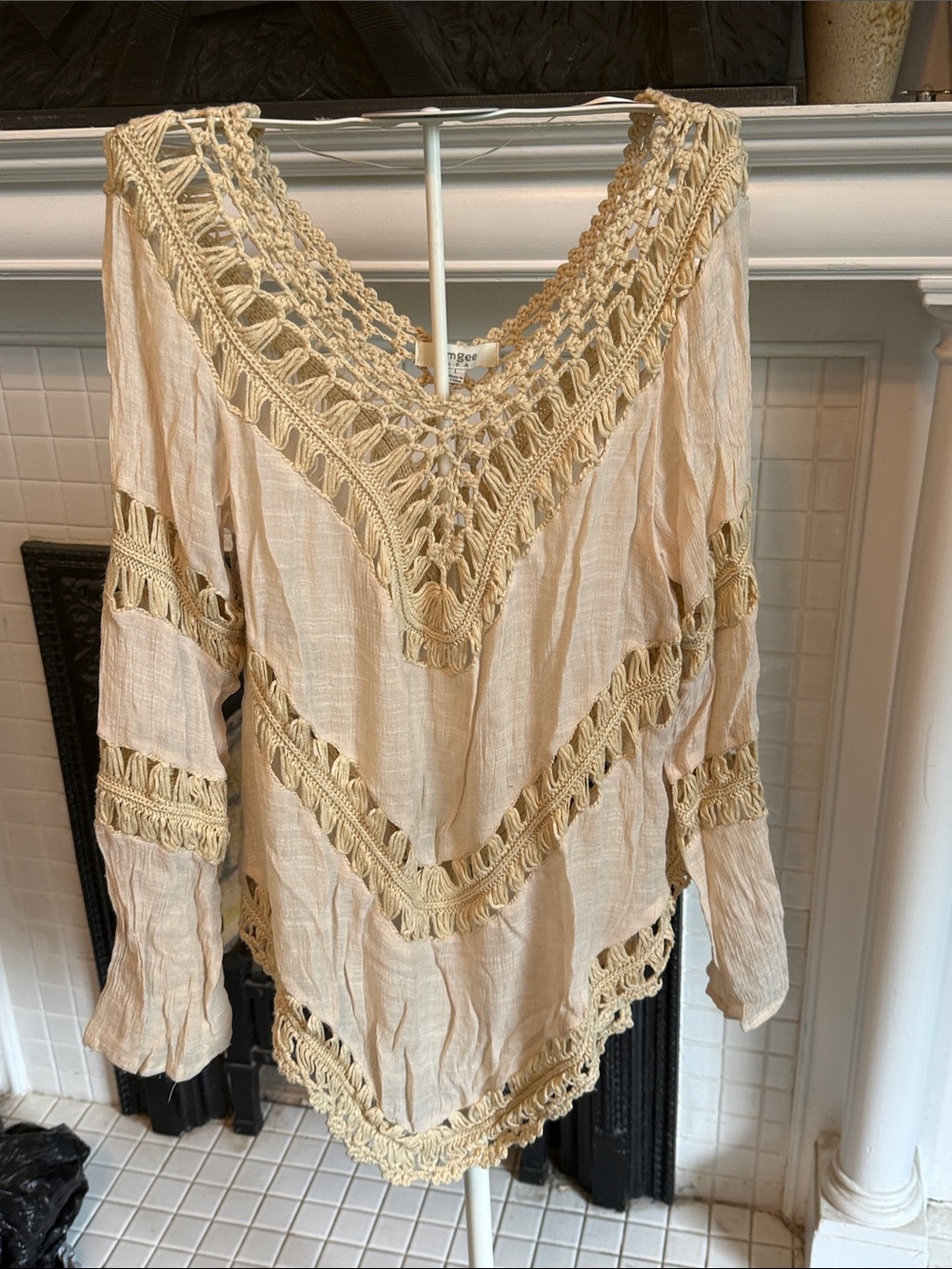 Umgee Crochet-Detail Cream Tunic Top- worn about 5 times